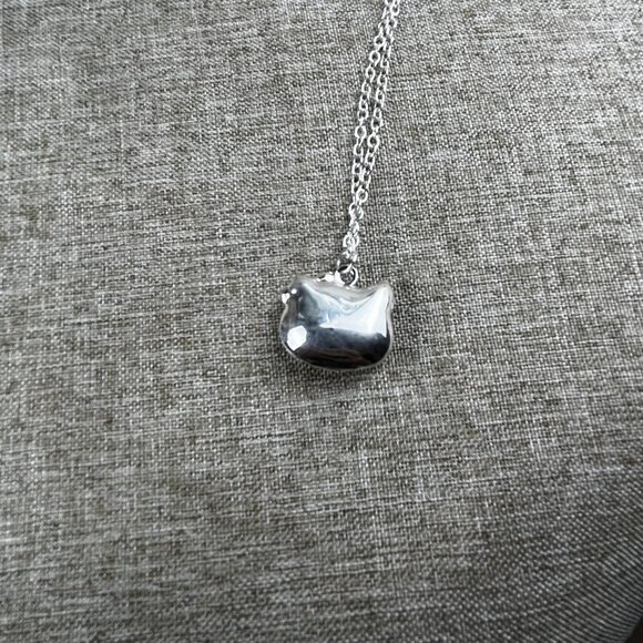 Hello Kitty necklace in silver - Picture 2 of 3